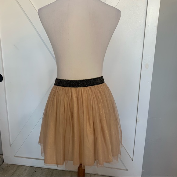 Blush pink tulle mini skirt - Picture 6 of 12